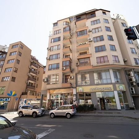 Апартамент За Гости Уют Burgas City Exterior foto